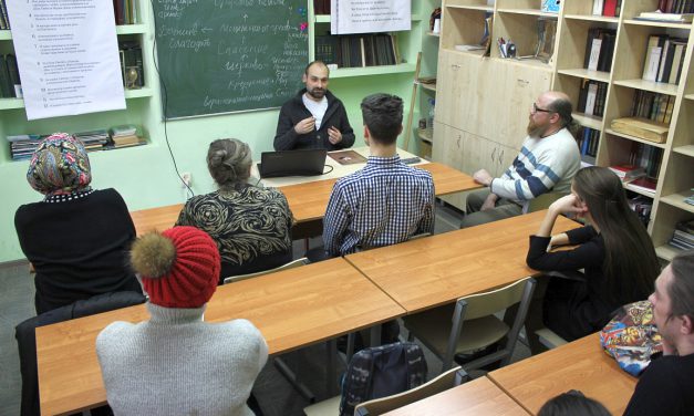 В молодёжном историческом клубе Таганрогского благочиния состоялась встреча с членом экспертного совета Комиссии по канонизации святых