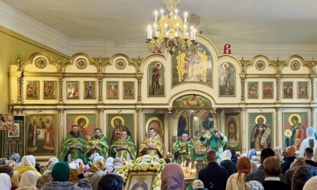 В Сергиевском храме г. Таганрога отметили престольный праздник