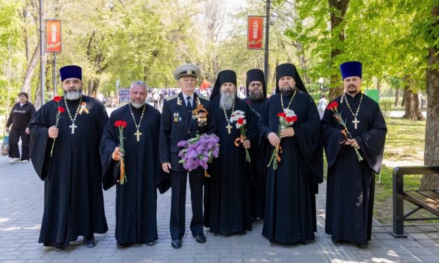 Священнослужители Таганрога молитвенно отметили 81-ю годовщину Великой Победы