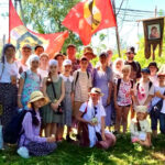 Воспитанники воскресной школы храма прп. Серафима Саровского приняли участие в крестном ходе, посвященном 10-летию общецерковного прославления праведного Павла Таганрогского