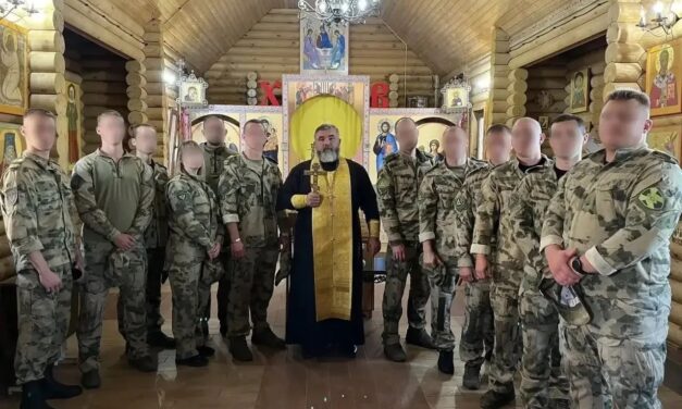 Настоятель храма пророка Илии г. Таганрога провел беседу с сотрудниками ОМОНа «Кобальт» г. Таганрога