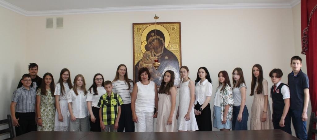 Воспитанники воскресных школ Таганрогских храмов участвовали в региональном этапе интеллектуальной игры «Пять локтей до сажени»
