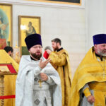 В Георгиевском храме г. Таганрога состоялась Божественная литургия с сурдопереводом для людей с нарушениями слуха