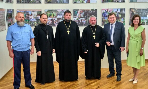 В Таганроге открылась фотовыставка «Праведный Павел Таганрогский: путь прославления»