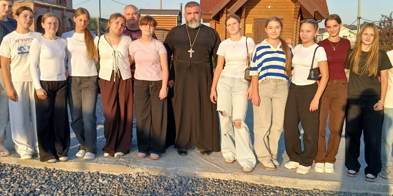 Настоятель Ильинского храма провел встречу с командой по регби